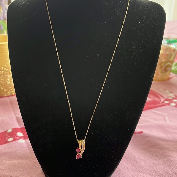 Stunning estate 10k solid gold heart shaped Ruby, with diamond chip accent, 18in - Picture 3 of 8